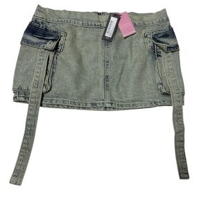PrettyLittleThing Acid Vintage Wash Denim Mini Skirt with Cargo Pockets Size 8